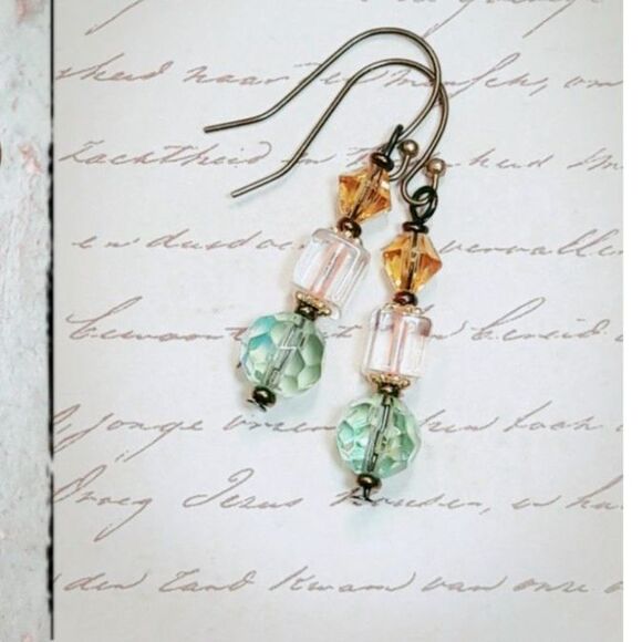 artisan earrings 441#mfs NEW boho green yellow hatpin victorian glass drop earri - Picture 1 of 5